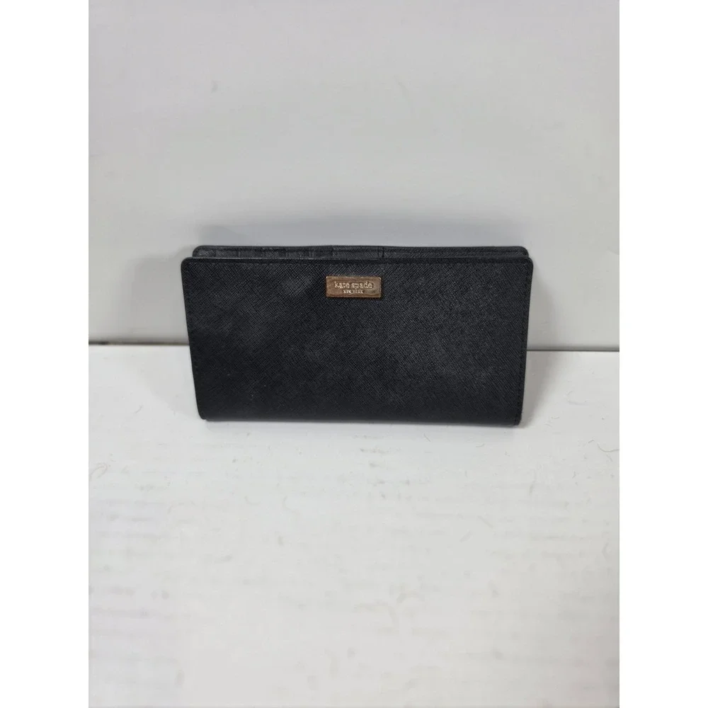 Kate Spade Black Snap wallet.  Medium size.  Great condition.